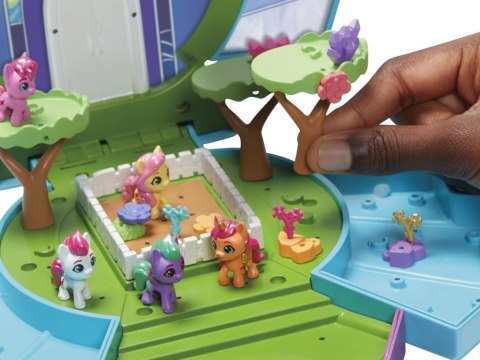 My Little Pony zestaw Kryształowa Latarnia + 5 figurek 55 akc ZA6002 My Little Pony zestaw Kryształowa Latarnia + 5 figurek 55 akc ZA6002