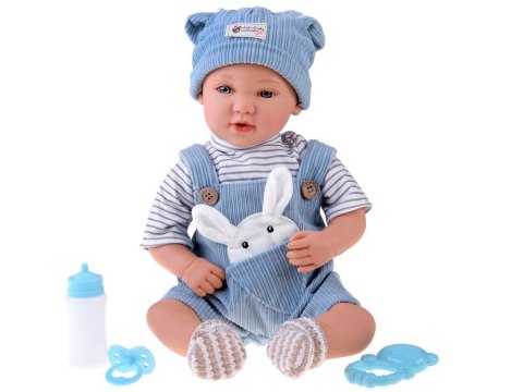 Lalka BOBAS interaktywna 46cm - w niebieskich spodenkach + akcesoria ZA5835 Lalka BOBAS interaktywna 46cm - w niebieskich spodenkach + akcesoria ZA5835
