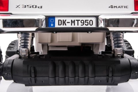LEAN CARS Auto Na Akumulator Mercedes DK-MT950 4x4 Biały LEAN CARS Auto Na Akumulator Mercedes DK-MT950 4x4 Biały