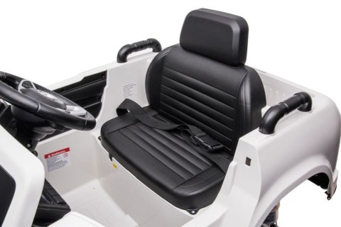 LEAN CARS Auto Na Akumulator Mercedes DK-MT950 4x4 Biały LEAN CARS Auto Na Akumulator Mercedes DK-MT950 4x4 Biały