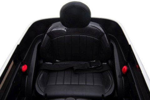 LEAN CARS Pojazd na Akumulator BLT-688 Drift Biały LEAN CARS Pojazd na Akumulator BLT-688 Drift Biały