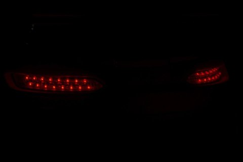 LEAN CARS Auto Na Akumulator Mercedes AMG GT3 Biały LEAN CARS Auto Na Akumulator Mercedes AMG GT3 Biały
