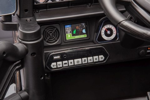 LEAN CARS Auto Na Akumulator Toyota FJ Black Forest 4x4 LEAN CARS Auto Na Akumulator Toyota FJ Black Forest 4x4