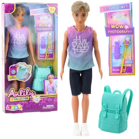 LEAN Toys Lalka Anlily Chłopak Z Plecakiem Bidon Okulary Selfie Stick LEAN Toys Lalka Anlily Chłopak Z Plecakiem Bidon Okulary Selfie Stick